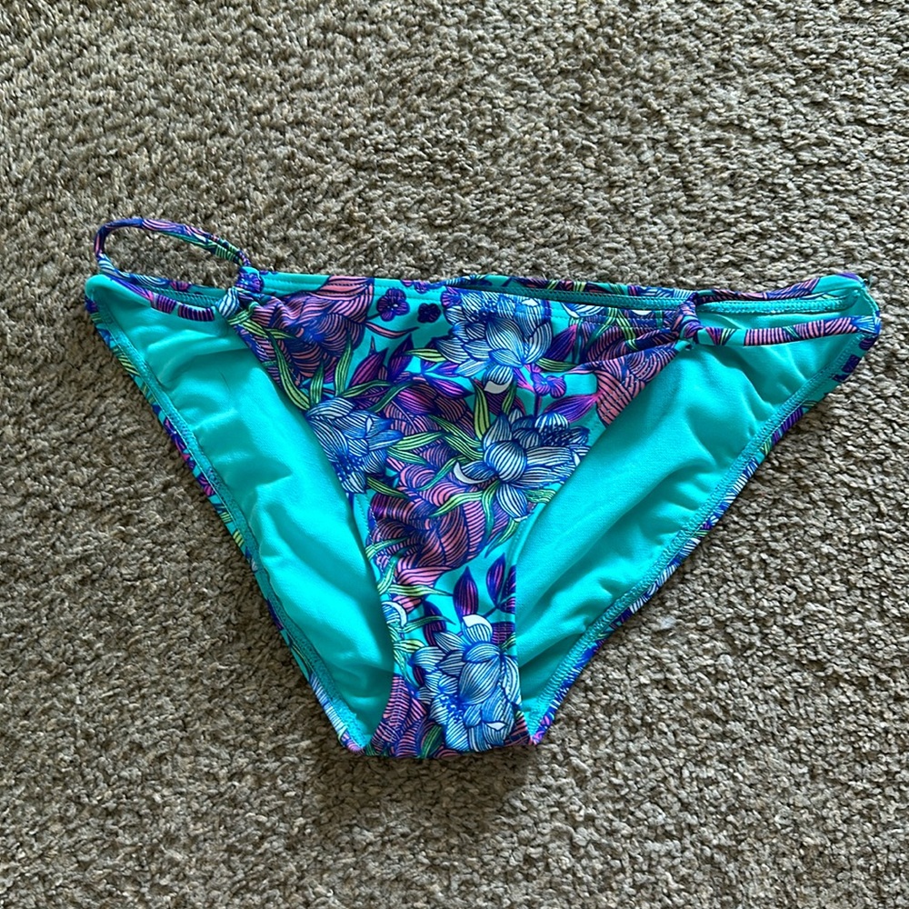 Never Been Worn Blue Floral Bikini bottoms